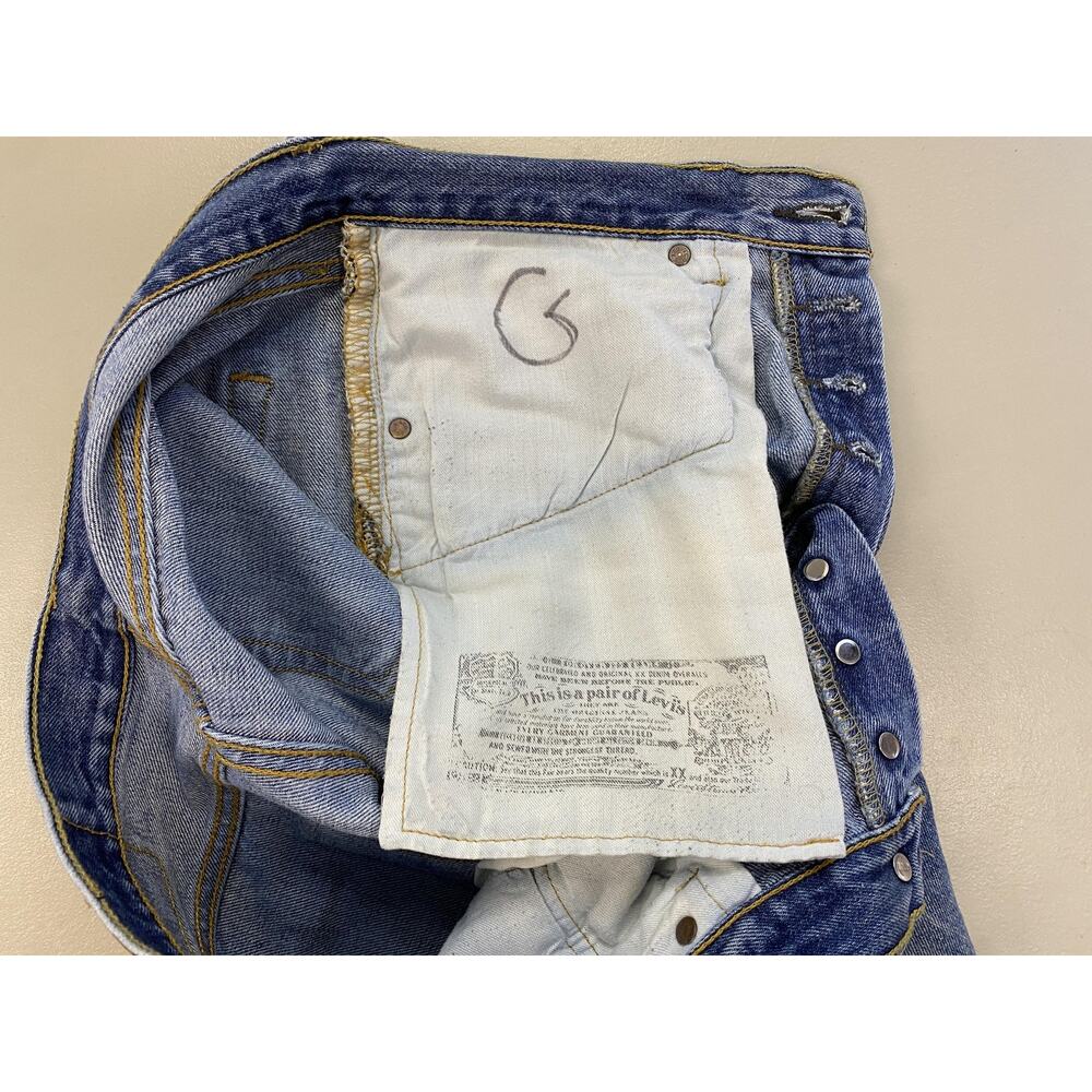 Vintage Y2K Levis 501 Jeans Mens 32x32 Button Fly Blue Straight Leg Medium Wash - Picture 13 of 16